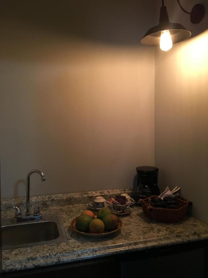 Heavenly Suite In Little Havana Free Parking Miami Exterior foto